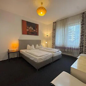 https://m-m-central-apartments.find-berlin-hotels.com