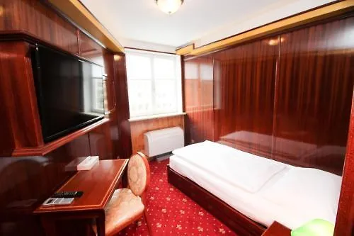 Hotel Du Train München Németország